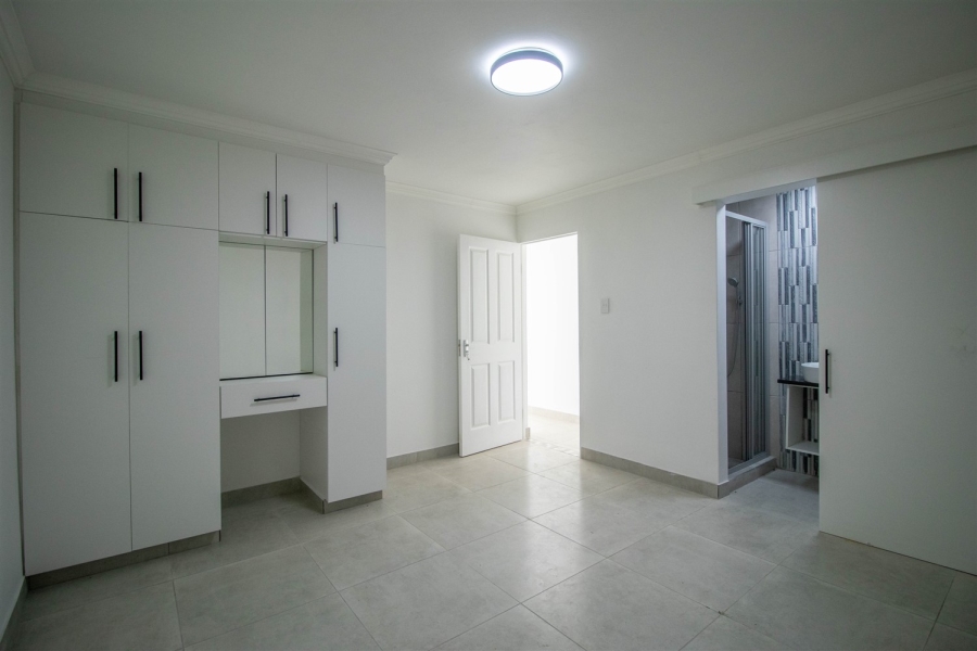 3 Bedroom Property for Sale in Fraaiuitsig Western Cape
